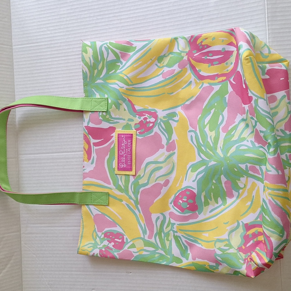 Lilly Pulitzer Este Lauder Beach Tote Bananas Pink Green Canvas